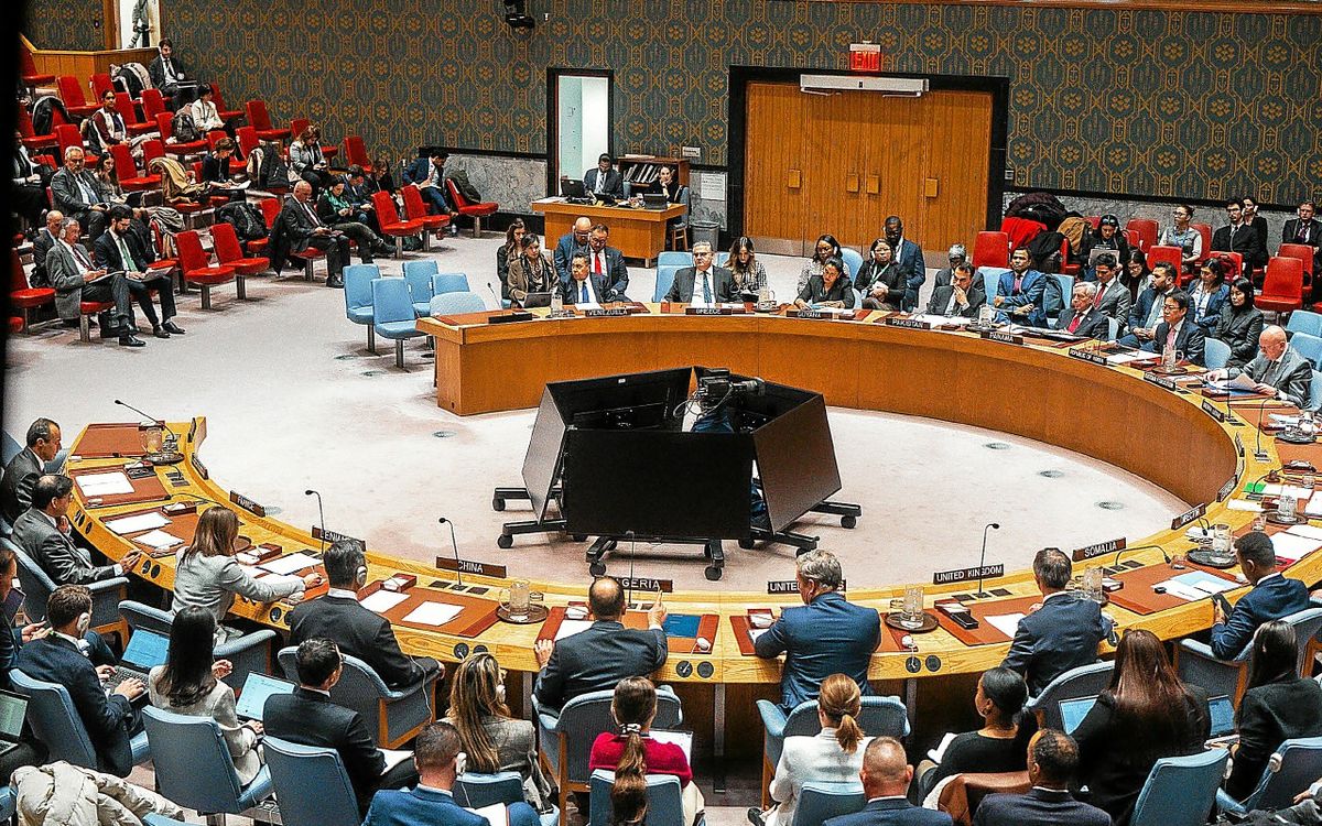 « La Russie a atteint un nouveau niveau effroyable de crimes de guerre » : l’ONU se réunit en urgence sur les frappes en Ukraine ce lundi