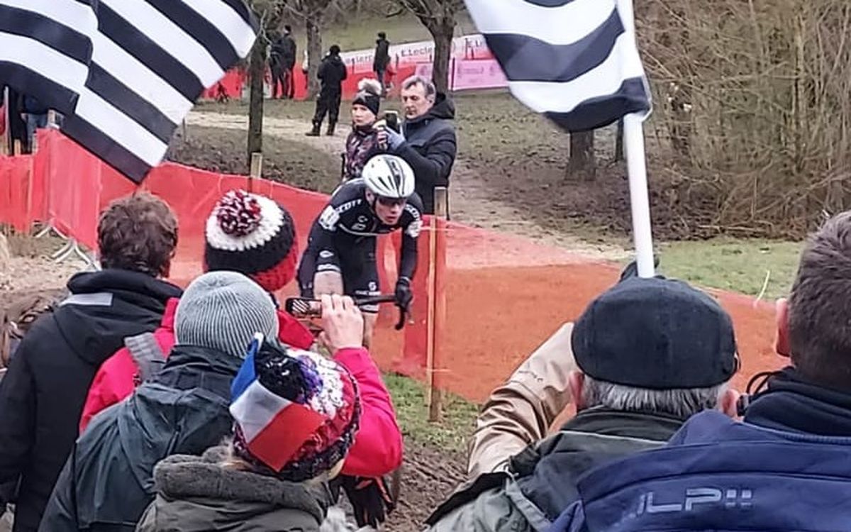 DIRECT - La Bretagne au pied du podium sur le relais, suivez les championnats de France de cyclo-cross à Troyes - Le Télégramme