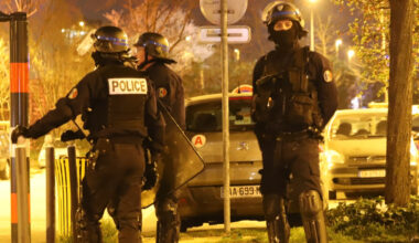 la CRS83 déployée dans Lyon pour le match Algérie-Nigéria