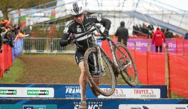 « C’est la course parfaite » : Enzo Conan, champion de France U17 de cyclo-cross, a fait honneur à son statut de favori