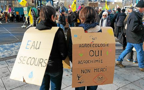« C’est l’intérêt de tout le monde » à Rennes environ 3 000 manifestants pour défendre la qualité et la gestion de l’eau
