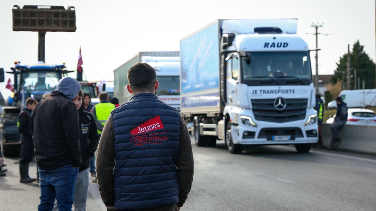 Les Jeunes agriculteurs mènent la protestation dans la Vienne.