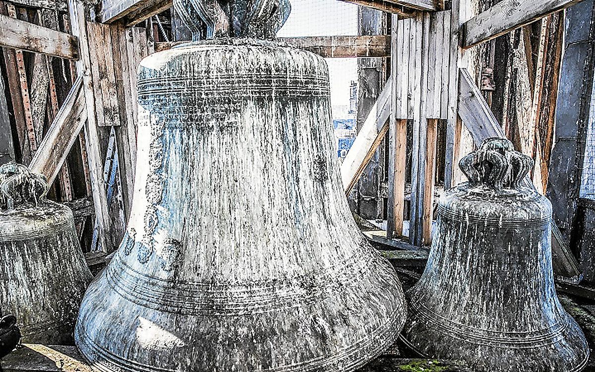 Pourquoi la cloche de la mairie de Rennes ne sonne-t-elle pas ?