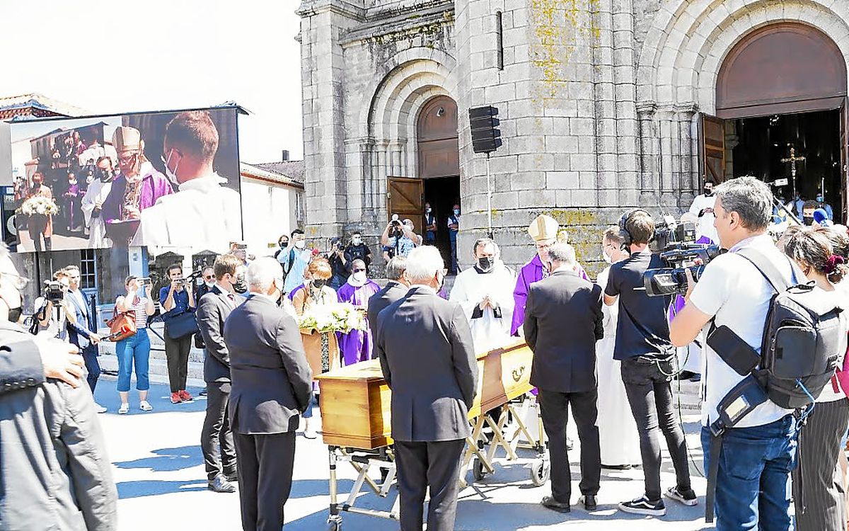 Assassinat d’un prêtre : l’incendiaire de la cathédrale de Nantes devant les assises, ce lundi
