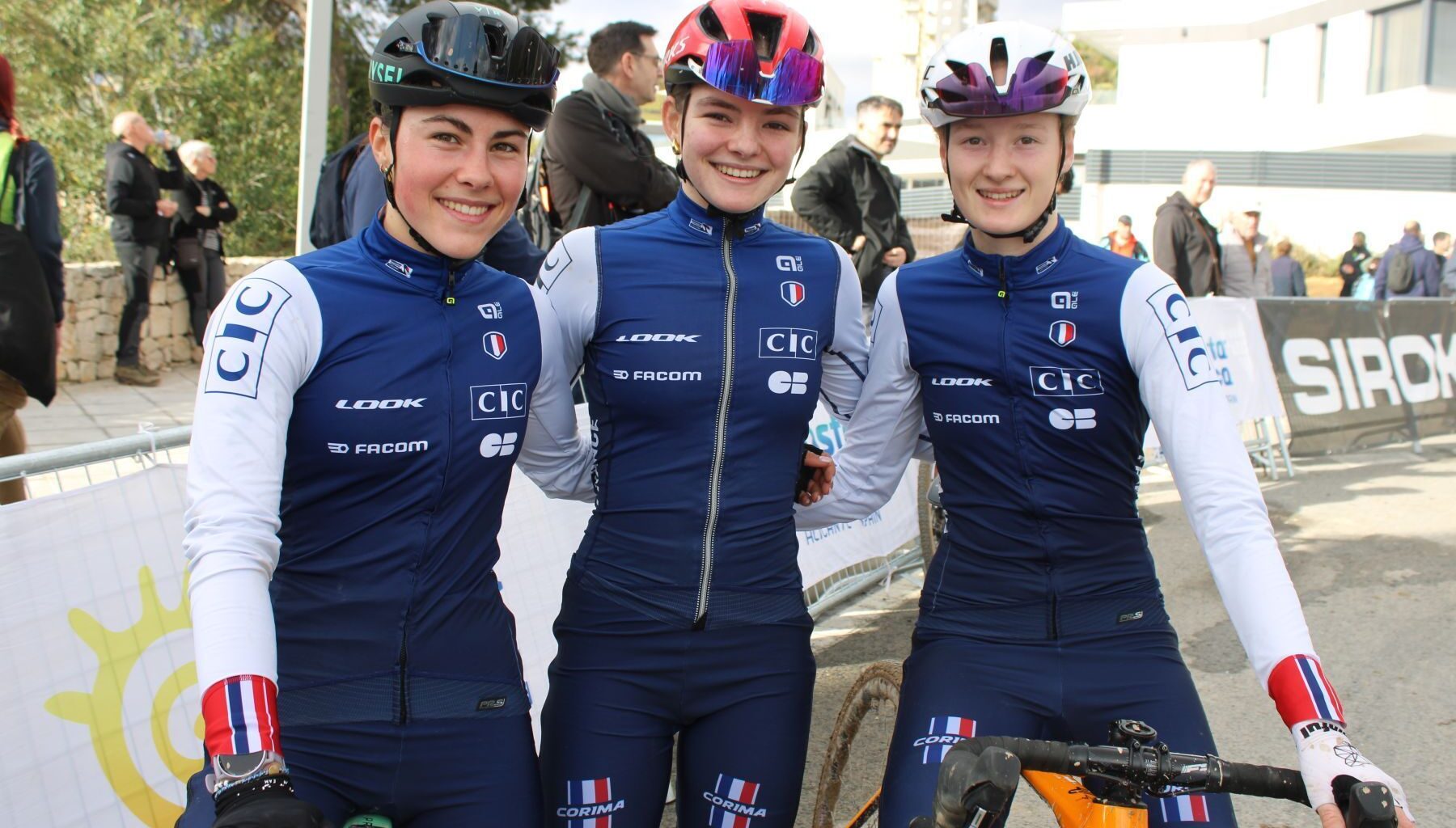 Toutes au pied du podium, les Juniors françaises affichent un large sourire - Actualité