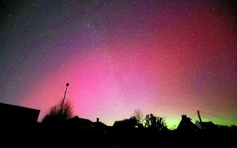 Des aurores boréales dans le ciel de Morlaix.