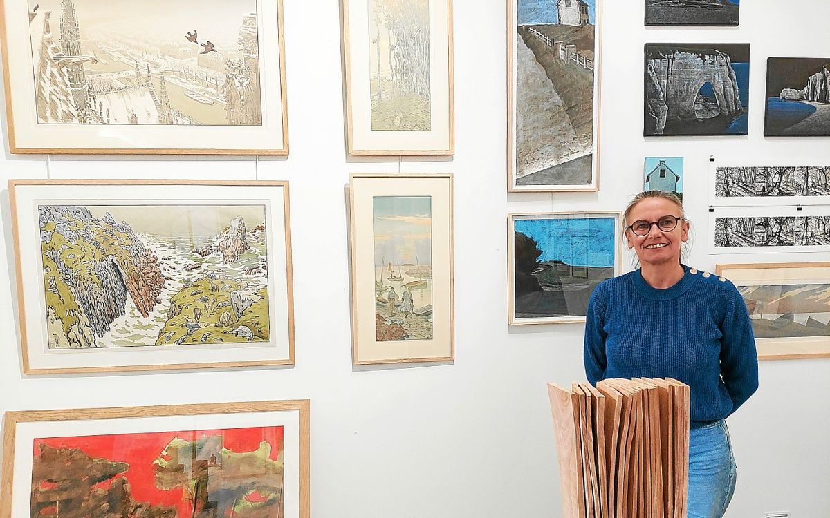 « Il faut se réinventer » : à Vannes, Cécile Loiret ferme sa galerie d’art et devient itinérante