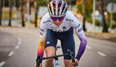 « Je n’avais pas le droit de faire deuxième… » : promue leader chez UAE, Maeva Squiban démarre 2026 au sprint !