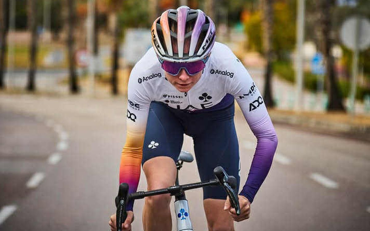 « Je n’avais pas le droit de faire deuxième… » : promue leader chez UAE, Maeva Squiban démarre 2026 au sprint !