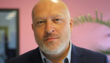 l'ancien directeur général d'ONLYLYON alerte sur un retard pris en France