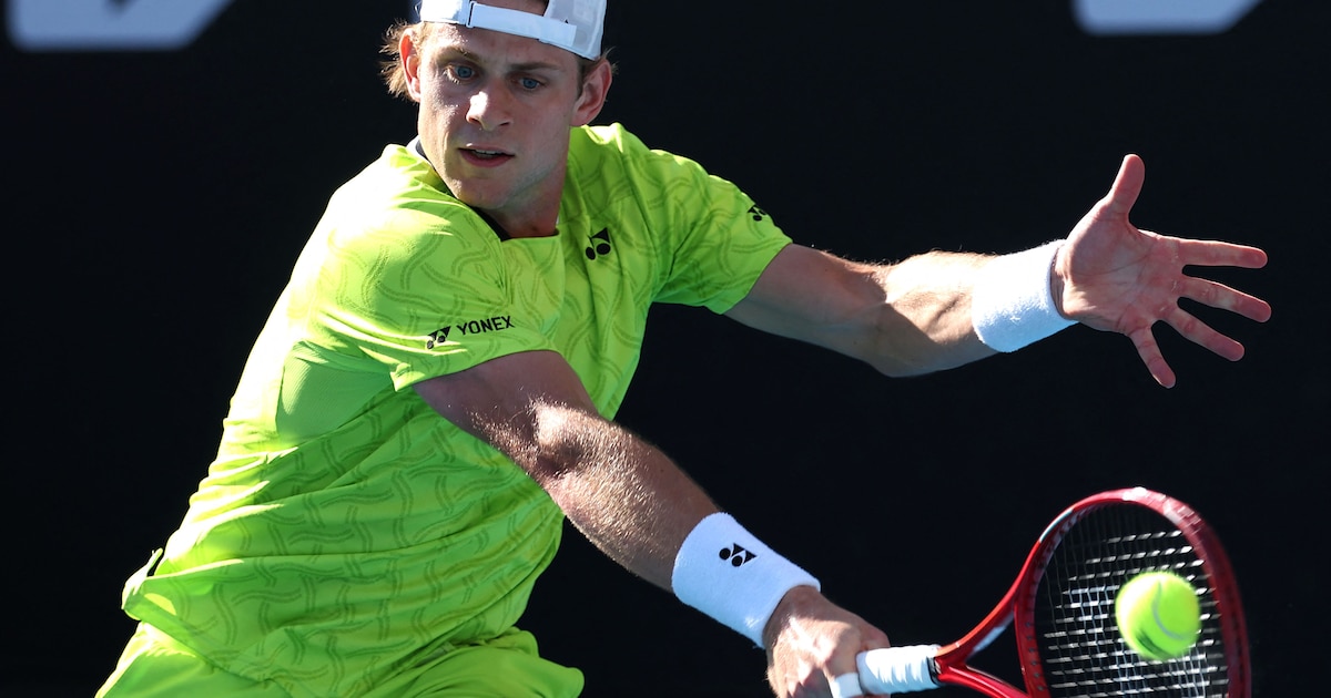 Open d'Australie : Raphaël Collignon abandonne, Zizou Bergs concède le deuxième set au tie break (DIRECT)
