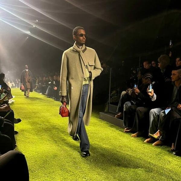 La Fashion Week masculine de Paris débute avec le « Drophaus » de Pharrell pour Louis Vuitton