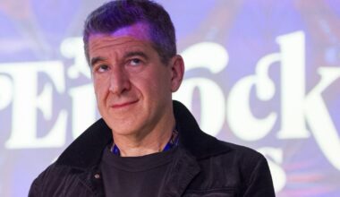 le patron de presse engagé à gauche Matthieu Pigasse veut «peser» sur la présidentielle 2027