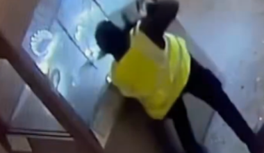 TF1 dévoile pour la première fois les images du casse du Louvre dans le musée