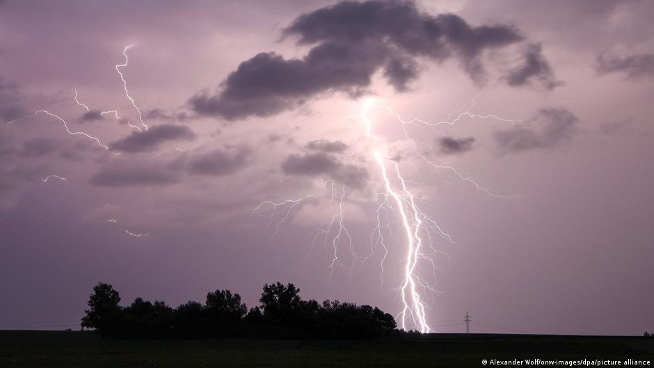 Les intempéries ont causé moins de dégâts en Allemagne – DW – 31/12/2025