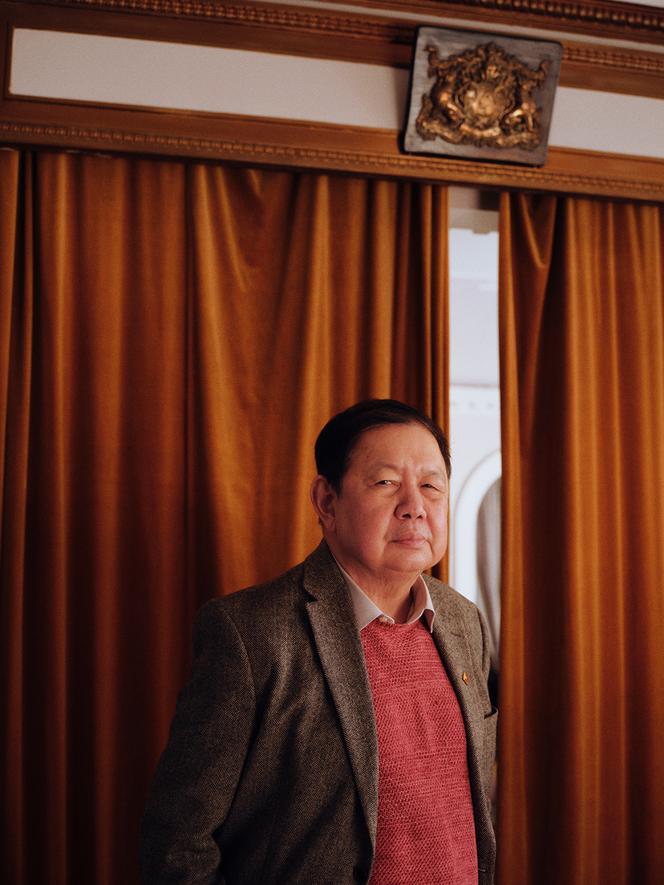 Kyaw Zwar Minn, dans la « Myanmar House », à Londres, le 19 décembre 2025.