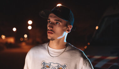 ce rappeur, qui a frôlé la mort, sort son troisième album