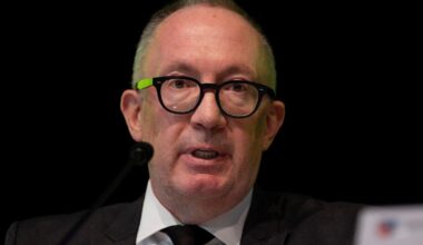 Nicolas Féraud, président sous pression du conseil communal, ne veut pas « quitter le navire pendant la tempête »