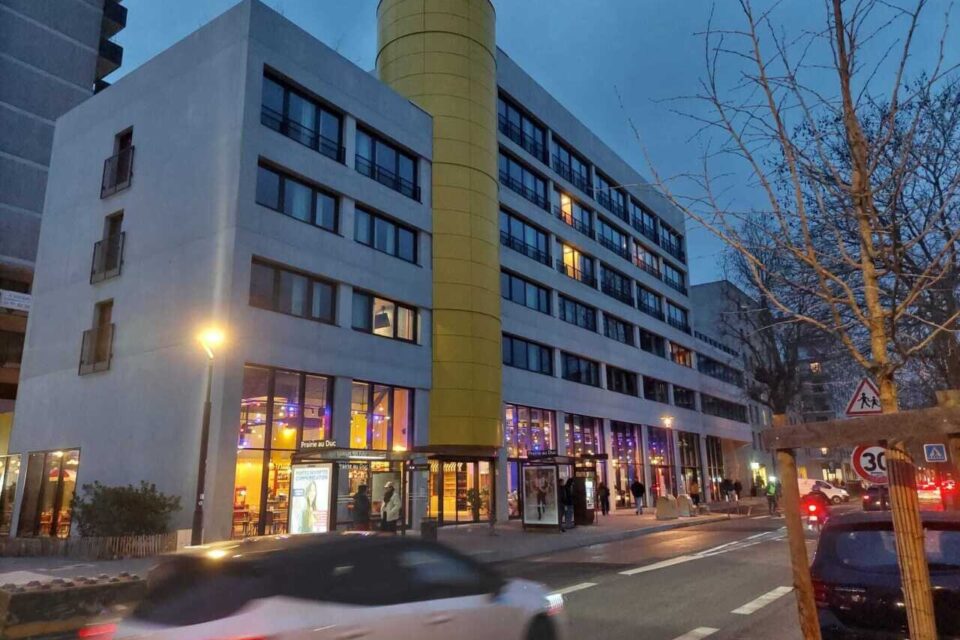 Le nouvel établissement est situé au 63, boulevard de la Prairie-au-Duc.