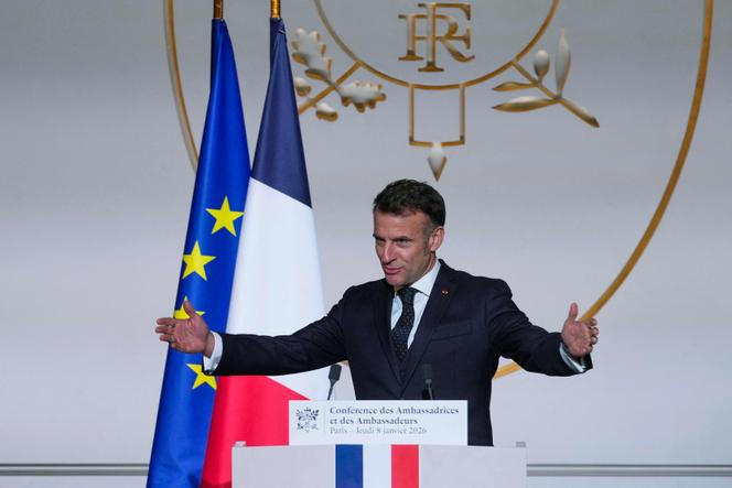 Emmanuel Macron lors de la conférence des ambassadrices et des ambassadeurs, à l’Elysée, le 8 janvier 2026.