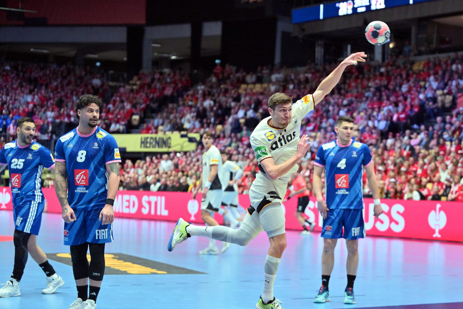 Allemagne : terrassés par la Mannschaft, les Bleus tombent de haut, le résumé du match