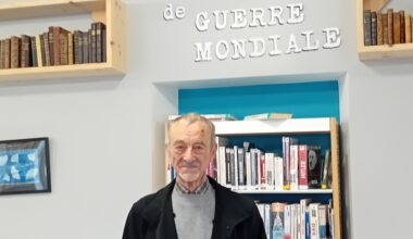 Denis découvre des peintures oubliées d’un prisonnier allemand de la Seconde Guerre mondiale