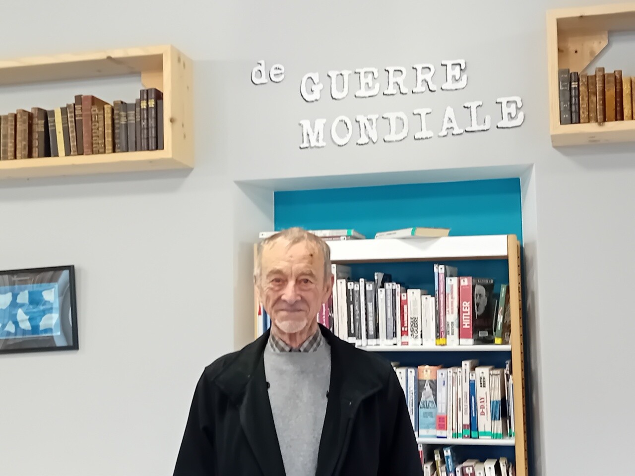 Denis découvre des peintures oubliées d’un prisonnier allemand de la Seconde Guerre mondiale