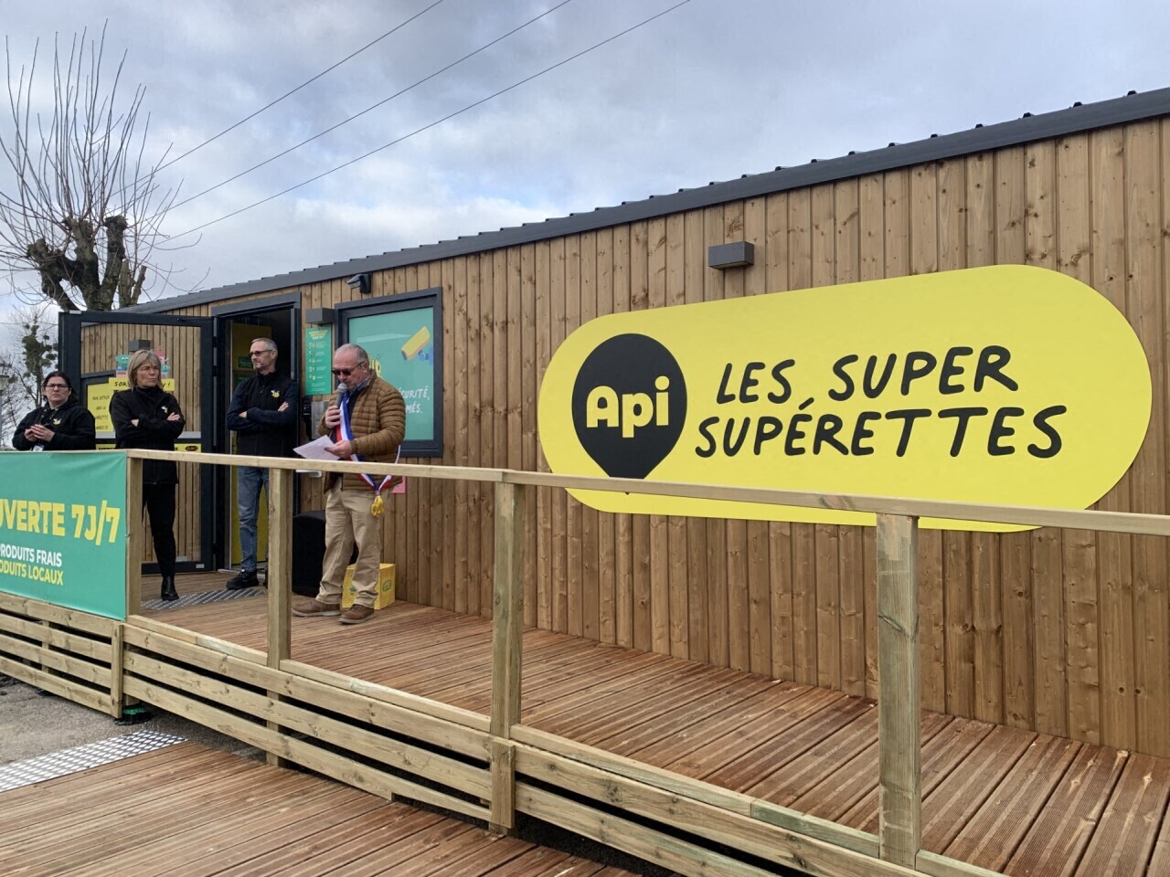 une nouvelle supérette en libre-service inaugurée près de Rouen