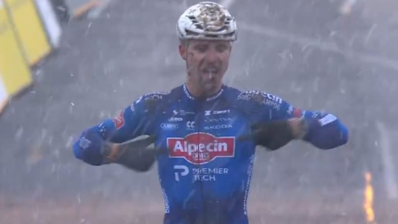 Cyclo-cross. Cyclo-cross. Superprestige - Niels Vandeputte vainqueur sur le Superprestige de Gullegem