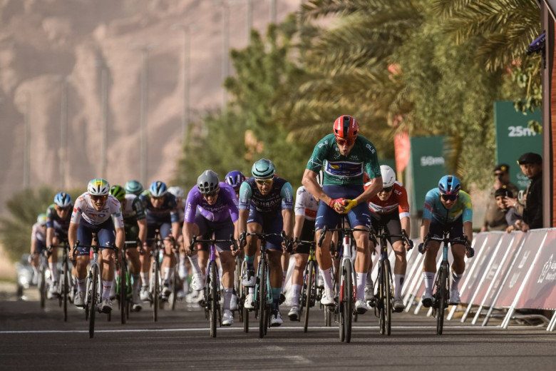 Cyclisme. AlUla Tour - Jonathan Milan la 2e étape, encore et toujours aussi facile au sprint