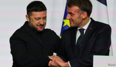 Macron présente aux chefs de partis les garanties de sécurité à l'Ukraine