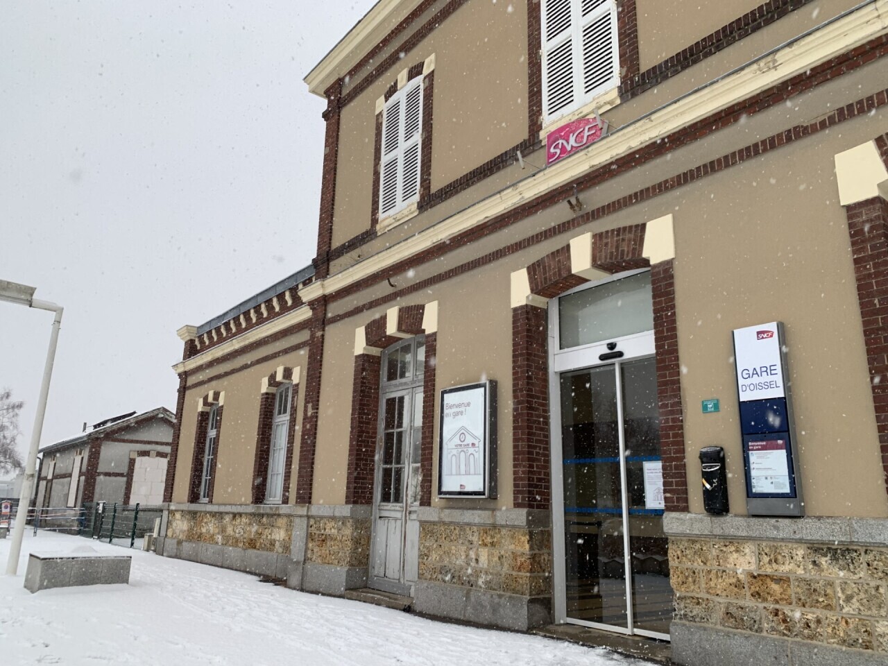 Près de Rouen, les élus ne digèrent pas le report des travaux de la gare