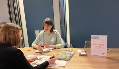 Marion Harmel, l sur le stand du Pas-de-Calais au workshop Partir en France hoto : PB