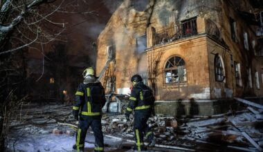 La moitié de Kiev privée de chauffage après des frappes russes, le maire Klitschko appelle à évacuer; Moscou a lancé un missile hypersonique Orechnik