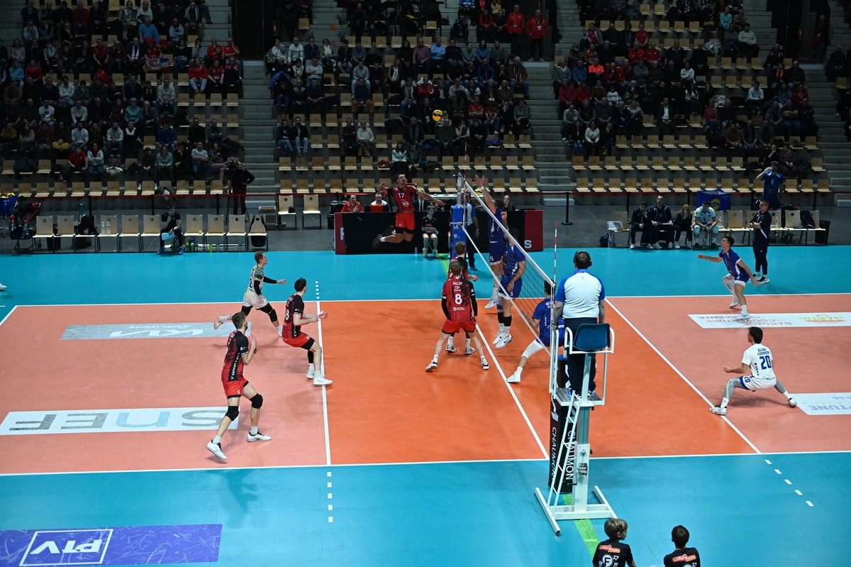 un match de volley avec des conditions particulières 