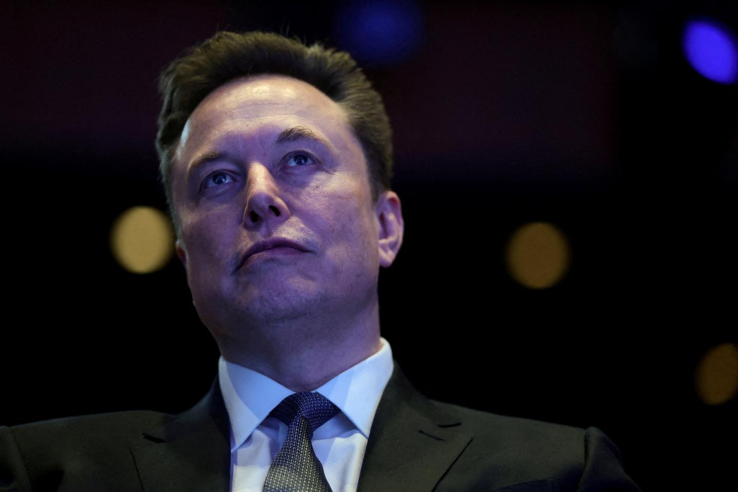« Elon Musk incarne la manière dont une certaine extrême droite tente de récupérer les cultures geeks » : des extraits du livre « Le Pouvoir des geeks » - Le Monde.fr