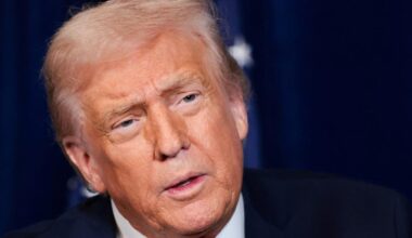 Donald Trump se moque des Clooney naturalisés et de la «gestion désastreuse de l'immigration» en France