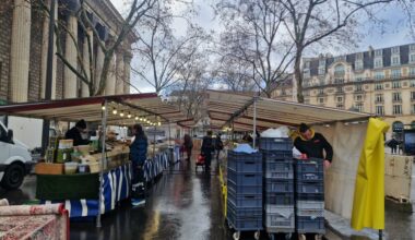 "Les familles ont laissé place aux bureaux", déplorent les habitants du 8e