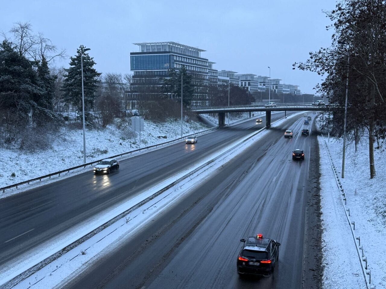 accidents sur les routes, coupures d'électricité... Le point ce mercredi midi