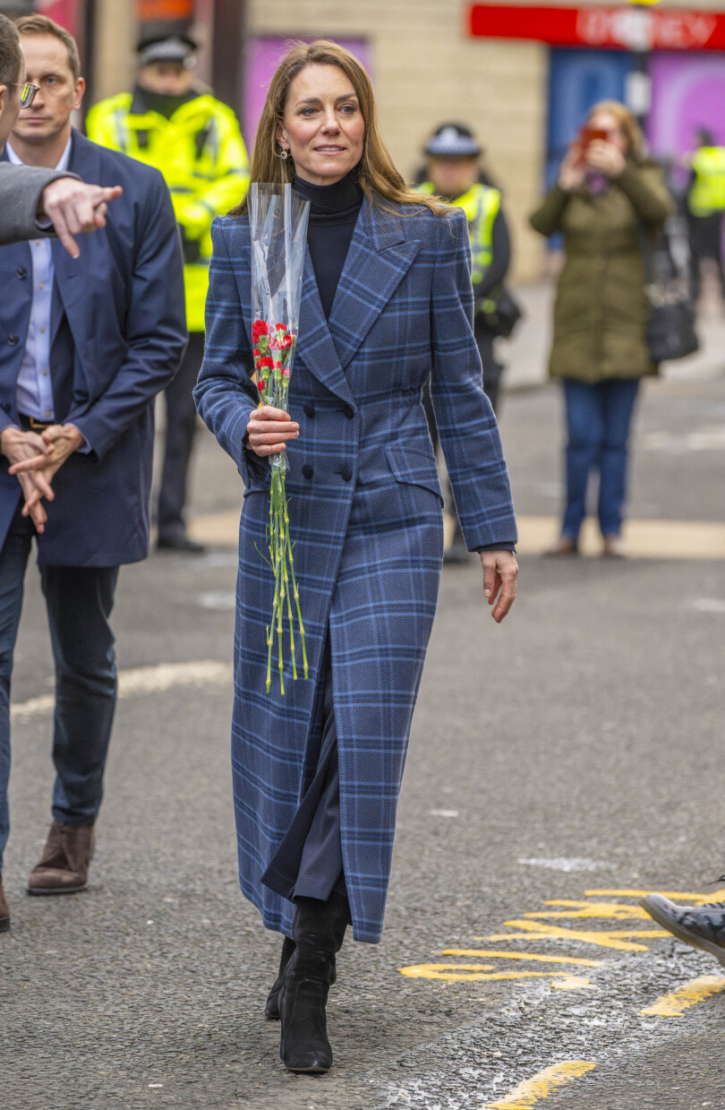 La princesse Kate, en visite en Écosse, pour rencontrer les équipes olympique et paralympique de curling de Grande-Bretagne.