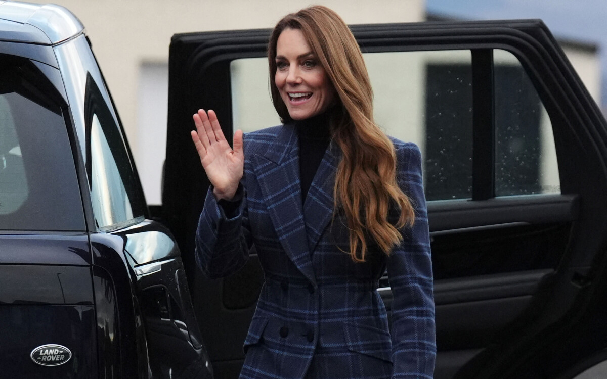 La princesse de Galles, en Écosse la duchesse de Rothesay, à son arrivée au pub dans le village de Fallin, à côté de Stirling, le 20 janvier 2026.