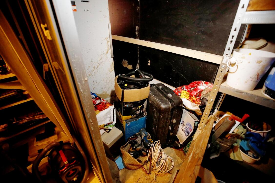 La boue avait pénétré dans 4 appartements de la residence. Gilbert Manaresi se plaint de la lenteur des assurances.
