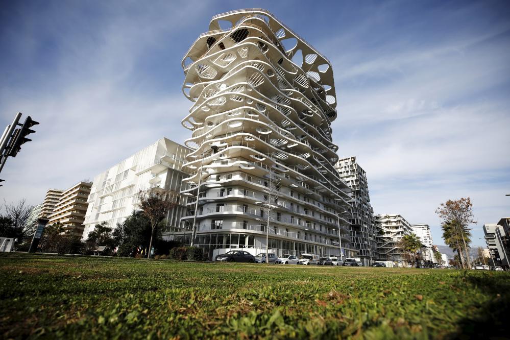 La tour Hana, ce dimanche. La livraison de cette pièce maîresse de Nice Meridia est imminente.