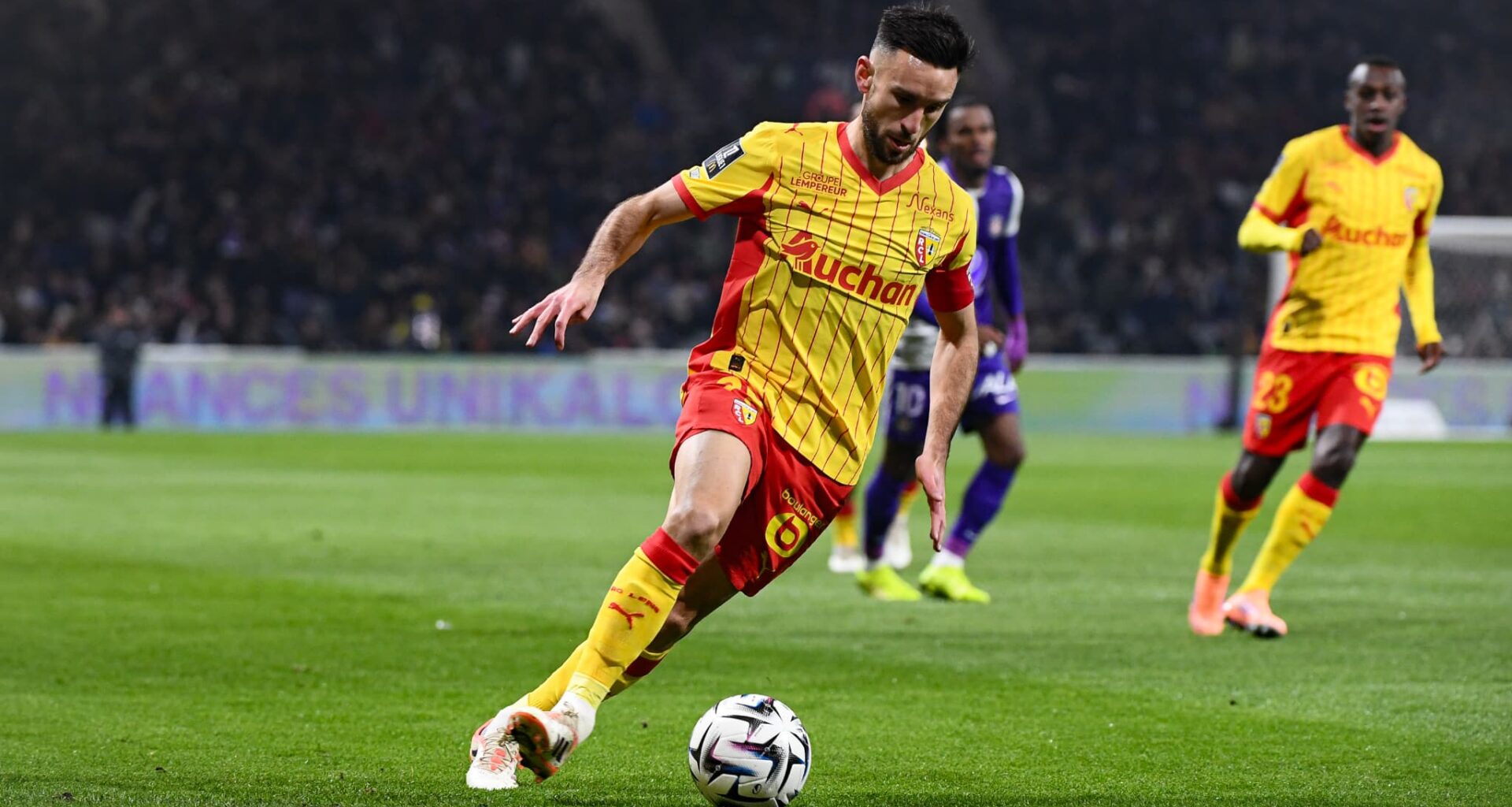 la blague de Thomasson sur le chambrage de Thauvin lors de Toulouse-Lens