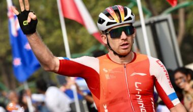 Cameron Scott franchit la ligne d’arrivée sur la 3e étape du Pune Grand Tour 2026