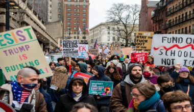 Une Américaine tuée par l'ICE: Des centaines de manifestations aux USA | Toute l’actualité en France et dans le Monde