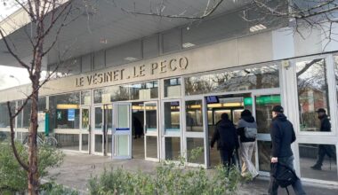 Deux passagers attaqués au couteau dans le RER A dans les Yvelines