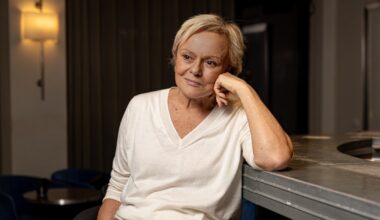 Muriel Robin paye l'addition dans "La Pire mère au monde": "Il n'y a pas d'actrice lesbienne de ma stature, il n'y a que moi"