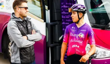 Damien Garcia, directeur sportif de Burgos Burpellet BH, lors d’une épreuve en 2026