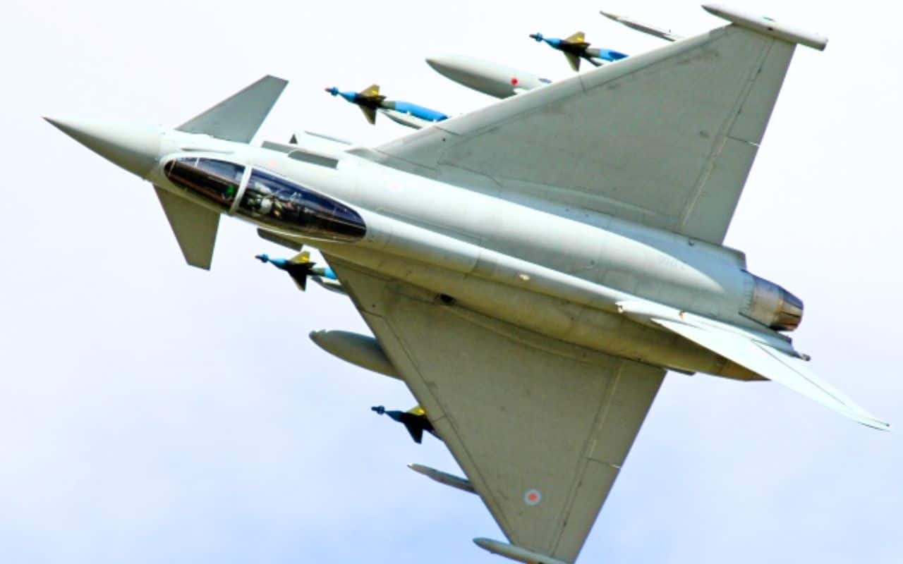 Face aux Etats-Unis et la Russie, la Grande-Bretagne injecte 525 millions d'euros pour rattraper 20 ans de retard sur ses chasseurs Eurofighter